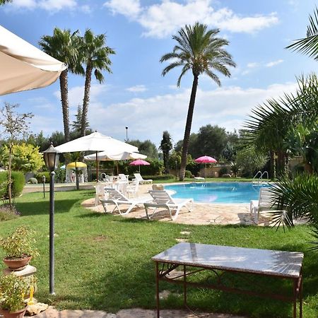 B&B Villa Anastasia Club Mesagne Kültér fotó